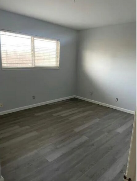 More Photos Of 218 W K St, Los Banos Apartments For Sale