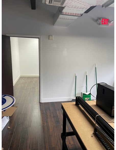 More Photos Of 11231 NW 20th St, Miami Warehouse For Lease