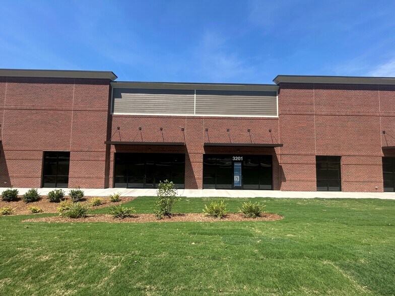 More Photos Of 3201 Waterfield Drive, Garner Flex For Lease