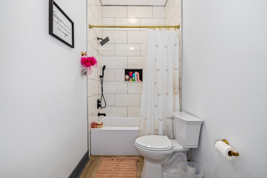 More Photos Of 6012 Long Branch Rd, Jacksonville Horse Stables For Sale