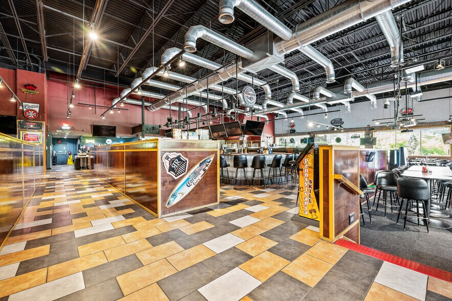 More Photos Of 5400 William Penn Hwy, Export Restaurant For Sale