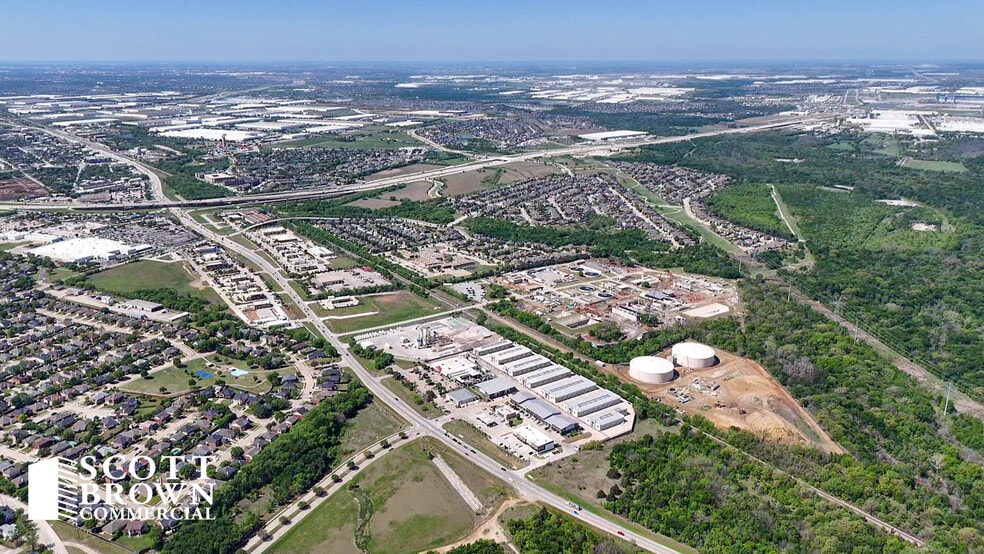 More Photos Of 1725 N Hwy 377, Roanoke Warehouse For Sale