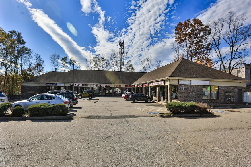 More Photos Of 10-12 Franklin Tpke, Waldwick General Retail For Lease