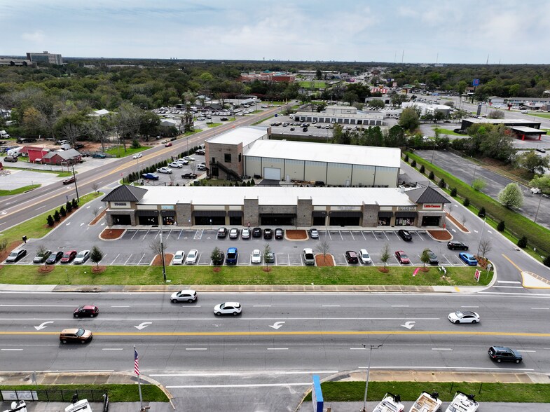 More Photos Of 85 W Airport Blvd, Pensacola Storefront Retail Office For Sale