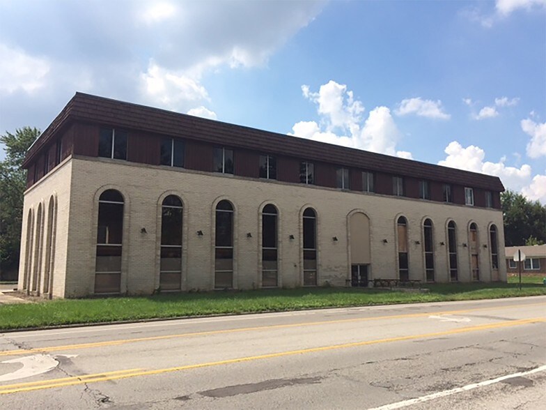 More Photos Of 1919 E 52nd St, Indianapolis Office For Lease