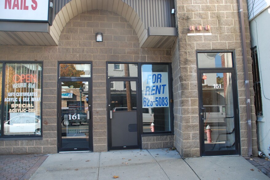 More Photos Of 161 S Middletown Rd, Nanuet Storefront For Lease