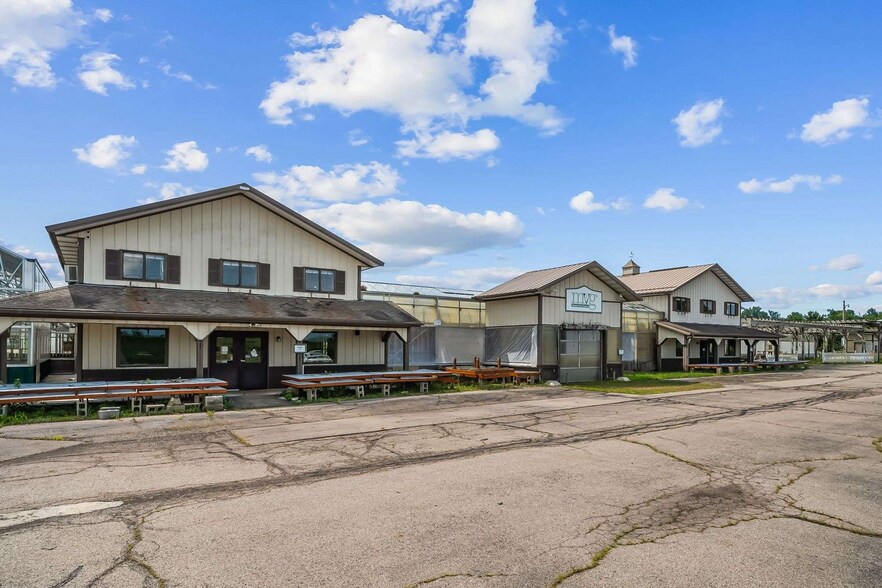More Photos Of 755 N Dayton Lakeview Rd, New Carlisle Garden Center For Sale