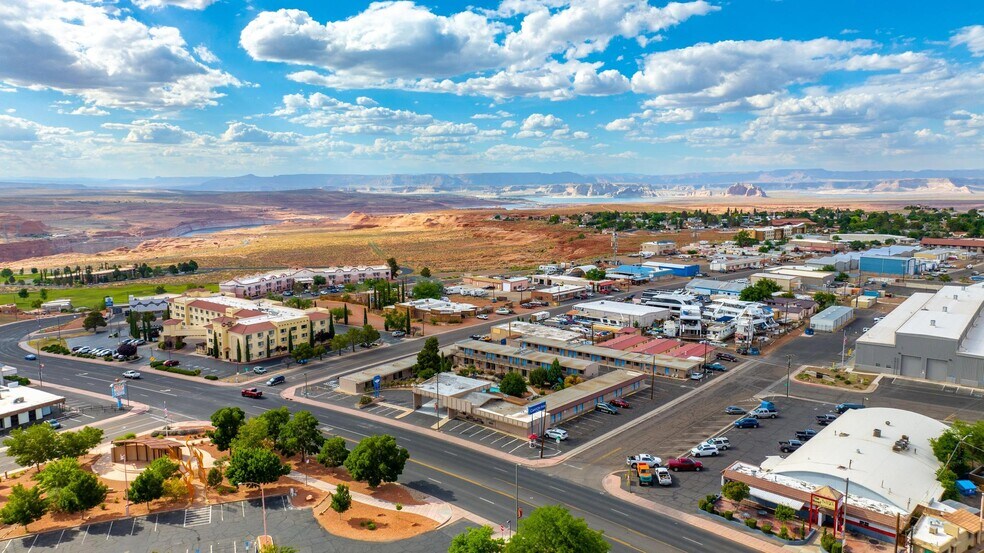 More Photos Of 150 N Lake Powell Blvd, Page Hotel For Sale