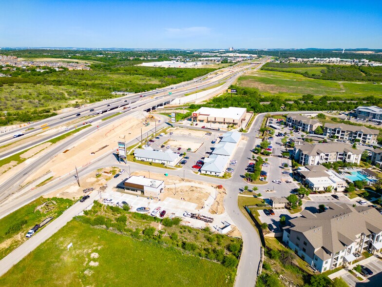 More Photos Of 7323 N Loop 1604 E, San Antonio Office For Sale