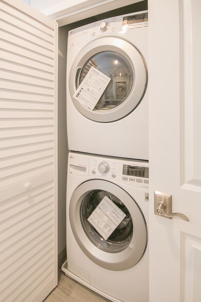 More Photos Of 3rd & Girard, Philadelphia General Retail For Sale