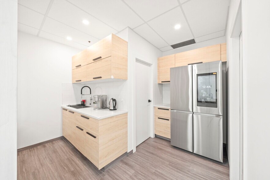 More Photos Of 8833 Odlin Cres, Richmond Office For Sale