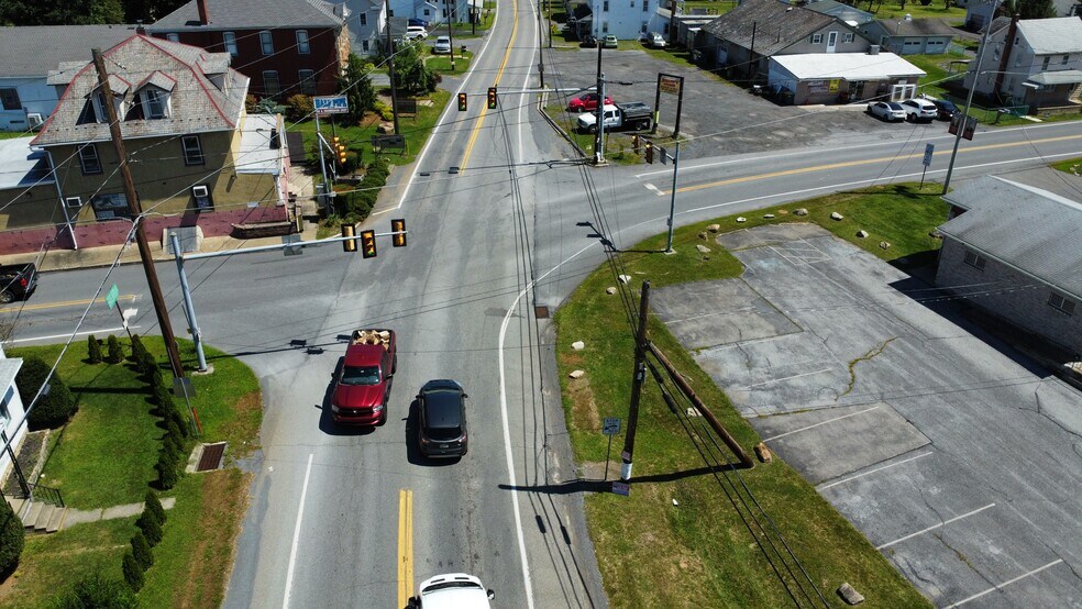 More Photos Of 1365 Blue Mountain Dr, Danielsville Office For Lease