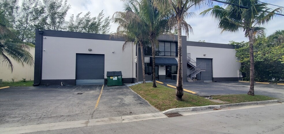 More Photos Of 2100 NW 93rd Ave, Miami Warehouse For Sale