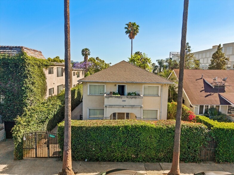 More Photos Of 6046 Carlton Way, Los Angeles Apartments For Sale