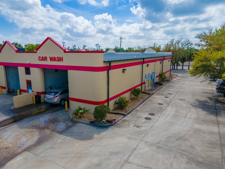 More Photos Of 8090 Gladiolus Dr, Fort Myers Carwash For Sale