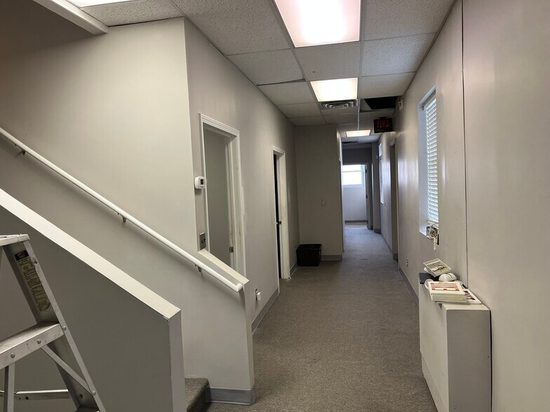 More Photos Of 2241 Hilton Rd, Ferndale Medical For Lease