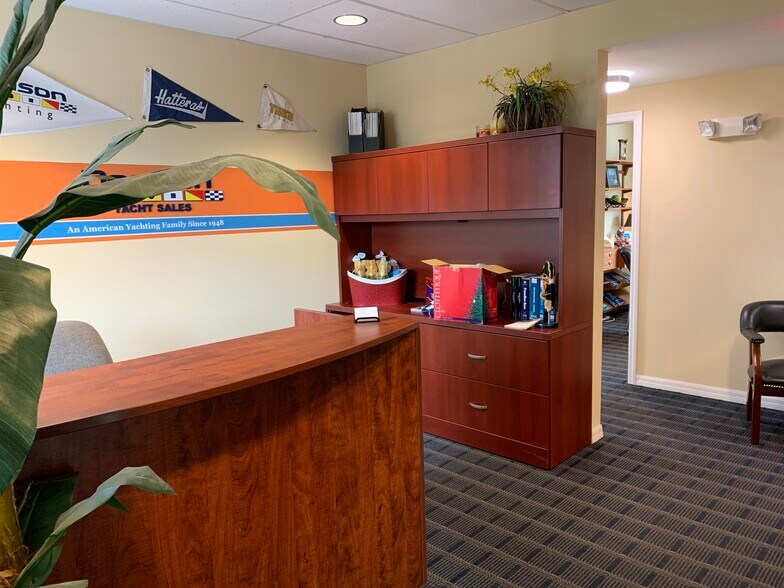 More Photos Of 415 NW Flagler Ave, Stuart Office Residential For Lease