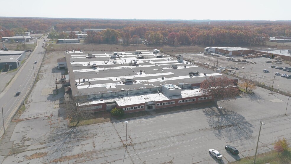 More Photos Of 1185 E Keating Ave, Muskegon Manufacturing For Sale