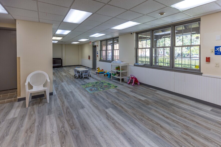 More Photos Of 1100 Stockton St, Jacksonville Religious Facility For Lease