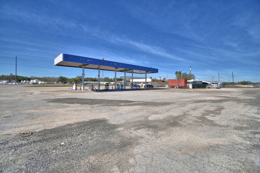 More Photos Of 16311 Highway 27, Lake Wales Service Station For Sale