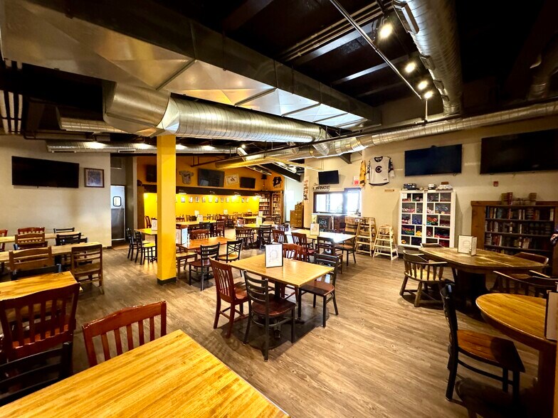 More Photos Of 201 E Custer St, Laramie Restaurant For Sale
