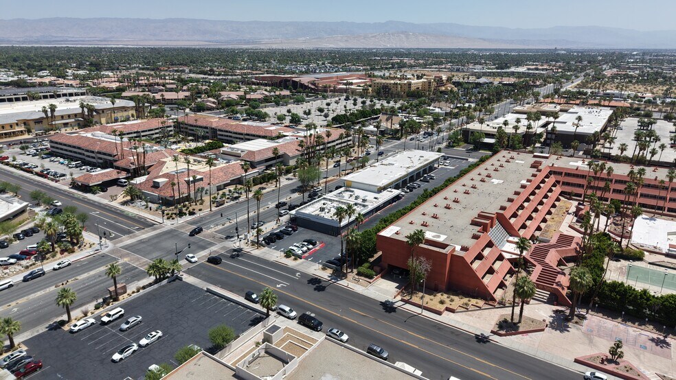 More Photos Of 401-493 E Tahquitz Canyon Way, Palm Springs General Retail For Lease