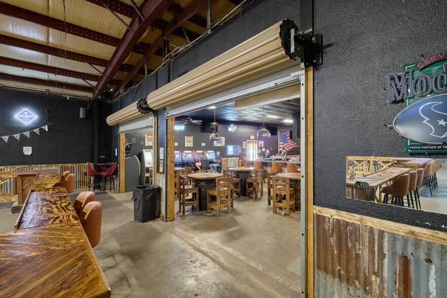 More Photos Of 3017 FM 3277, Livingston General Retail For Sale