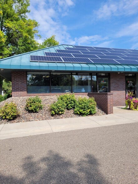 More Photos Of 3434 N Lexington Ave, Shoreview Medical For Lease