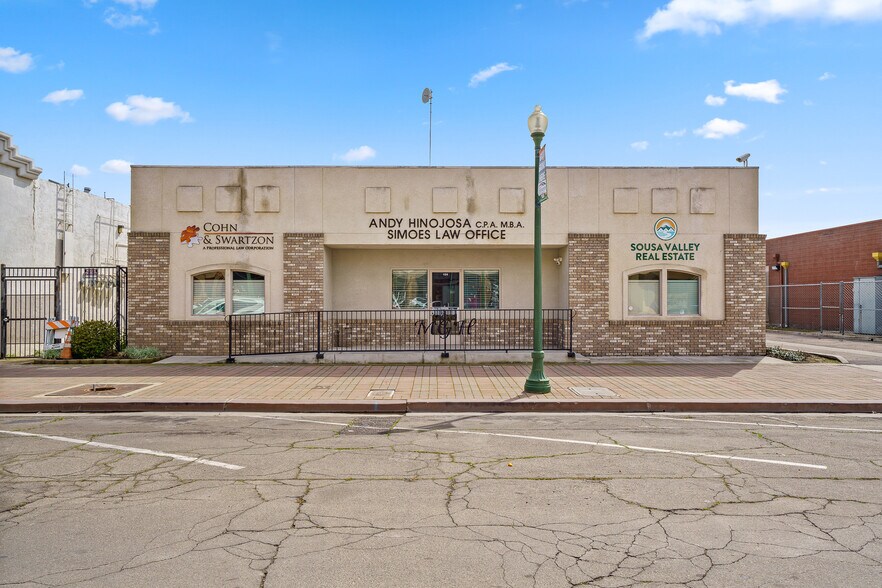 Primary Photo Of 131 E Kern Ave, Tulare Medical For Lease