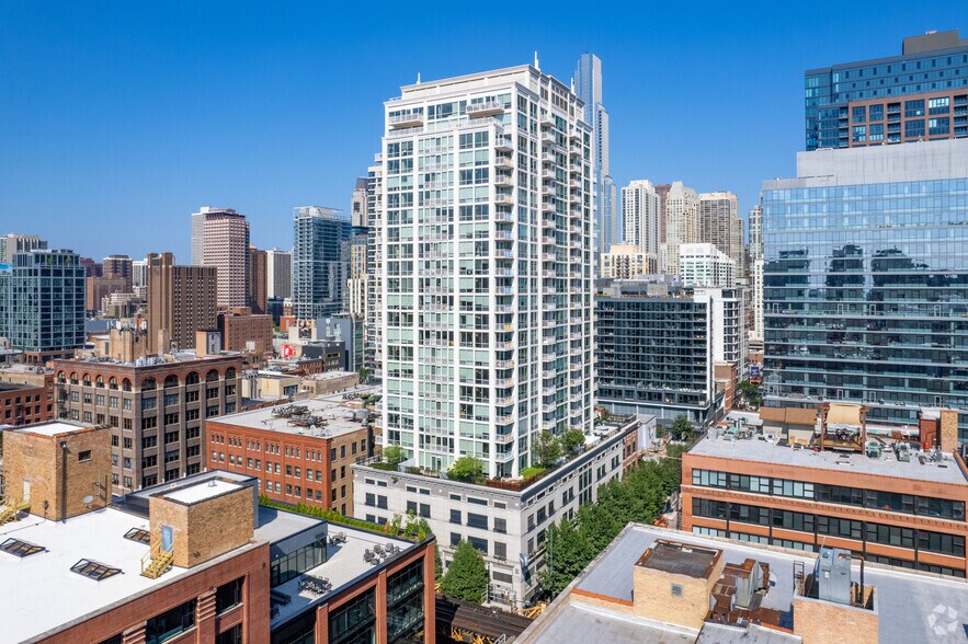 More Photos Of 222 W Erie St, Chicago Multifamily For Sale