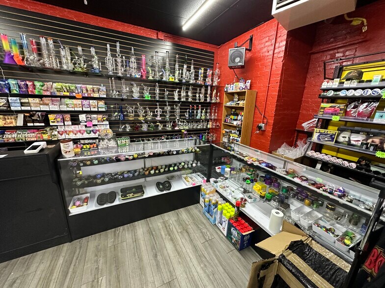 More Photos Of 701 E 2nd St, Reno Freestanding For Sale