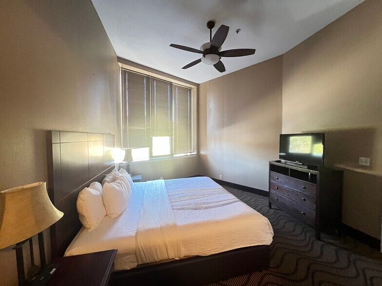 More Photos Of 560 Silverthorne Ln, Silverthorne Hotel For Sale