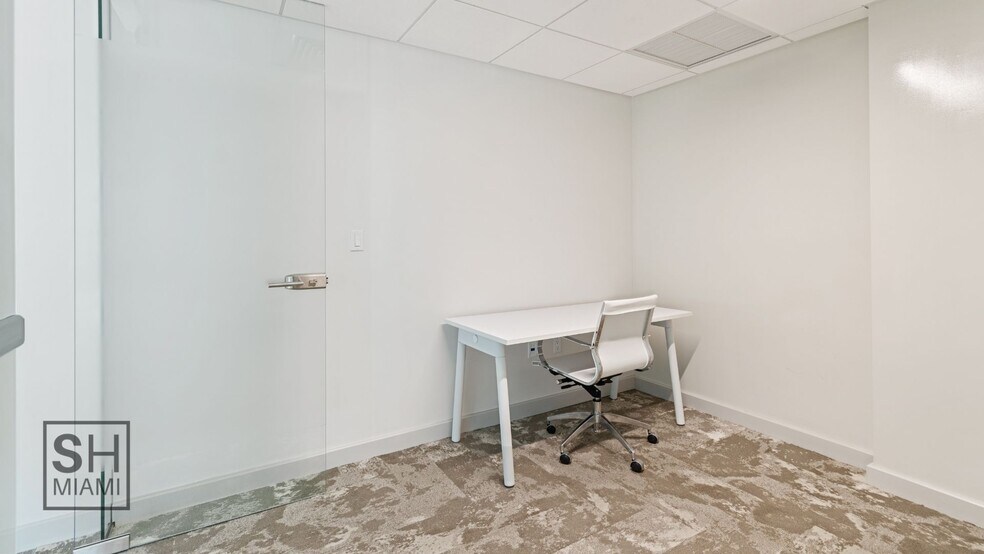 More Photos Of 820 W 41st St, Miami Beach Coworking Space