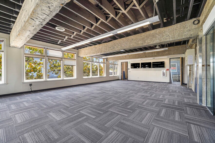 More Photos Of 205 Park Rd, Burlingame Office For Lease