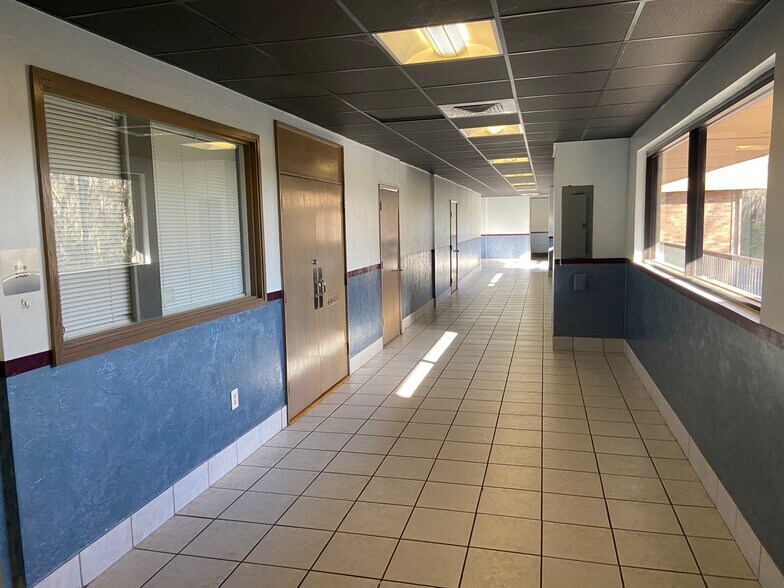 More Photos Of 3501 SW 2nd Ave, Gainesville Restaurant For Lease