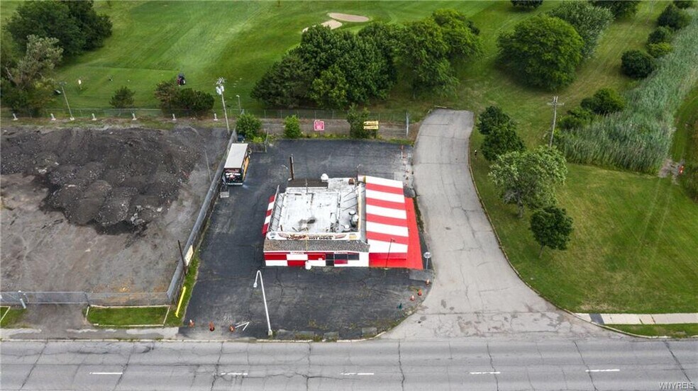 More Photos Of 69 Grand Island Blvd, Tonawanda Fast Food For Sale
