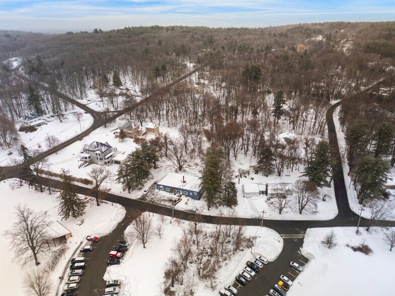 More Photos Of 5 Pond Rd, Harvard Flex For Sale