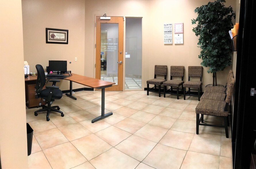 More Photos Of 1425 W Elliot Rd, Gilbert Medical For Lease