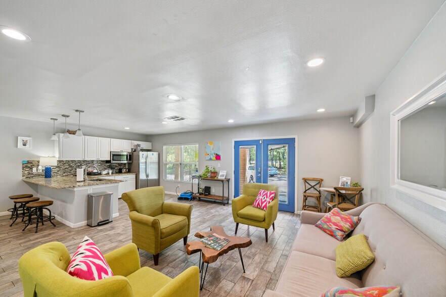 More Photos Of 3301 Providence Ave, Bryan Apartments For Sale