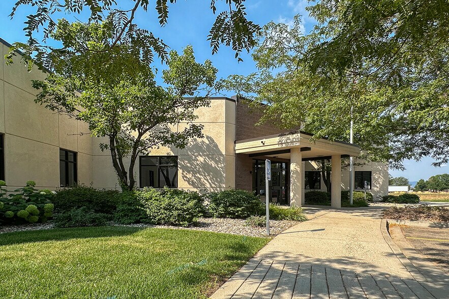 More Photos Of 4557 Denrose Ct, Fort Collins Warehouse For Sale