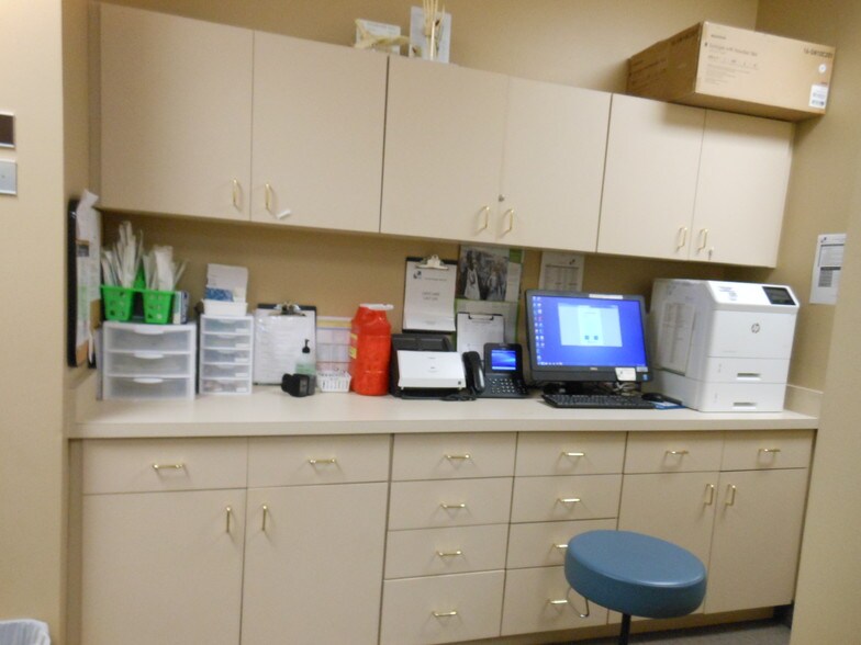 More Photos Of 201 W Guava St, The Villages Medical For Lease