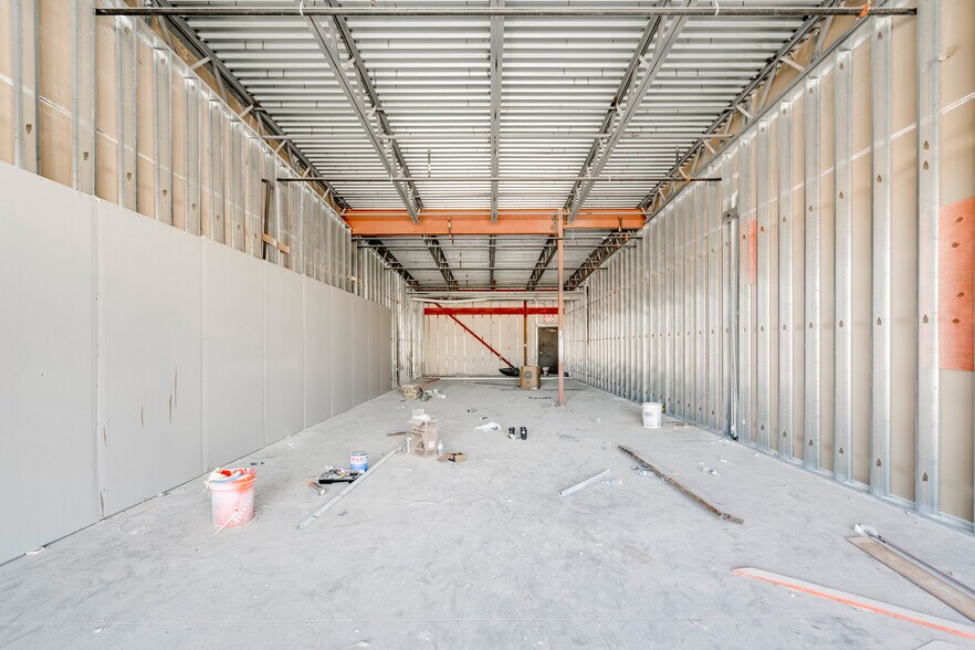 More Photos Of 14300 Ronald Reagan Blvd, Cedar Park General Retail For Lease