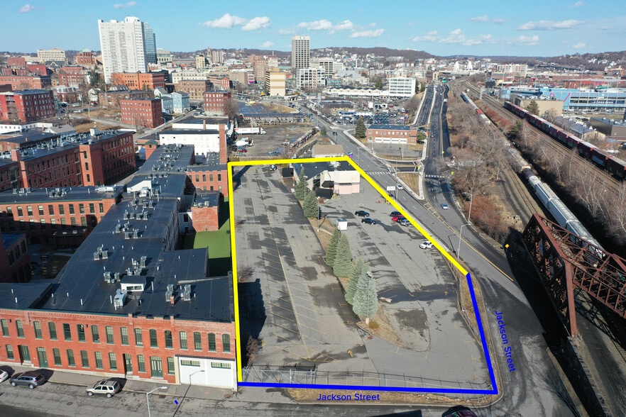 More Photos Of 241 Southbridge St, Worcester Bar For Sale