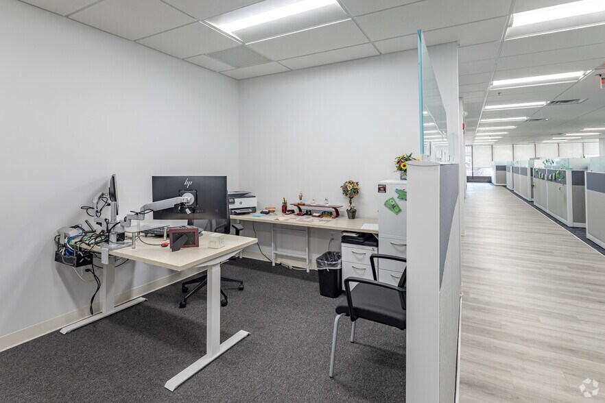 More Photos Of 600 Parsippany Rd, Parsippany Office For Sale