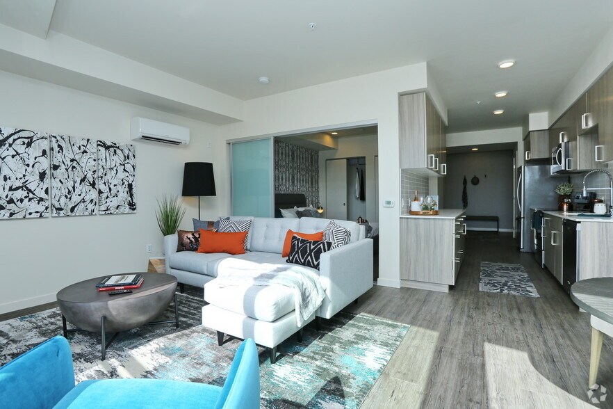 More Photos Of 16450 Redmond Way, Redmond Apartments For Lease