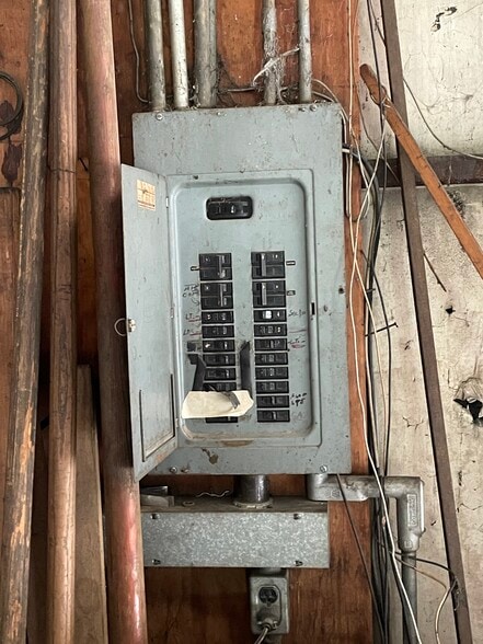 More Photos Of 96 Huffaker Rd NW, Rome Warehouse For Sale