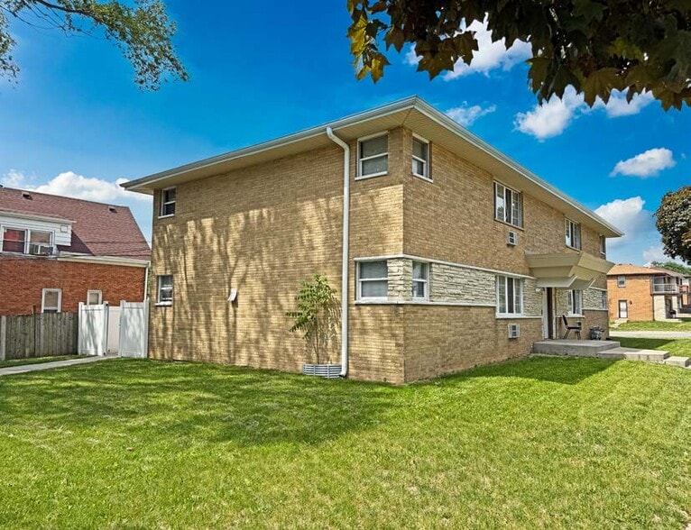 More Photos Of 6333 W Florist Ave, Milwaukee Apartments For Sale