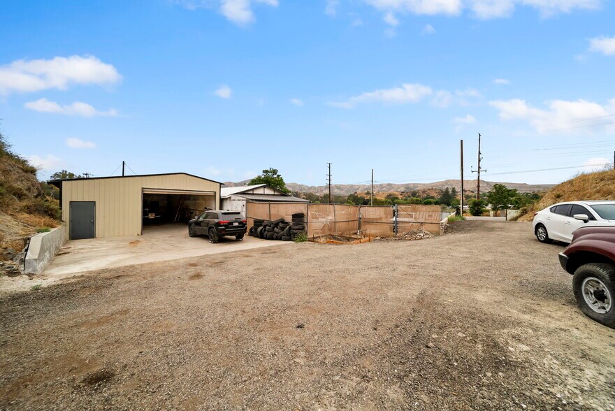 Primary Photo Of 16280 Sierra Hwy, Santa Clarita Land For Lease