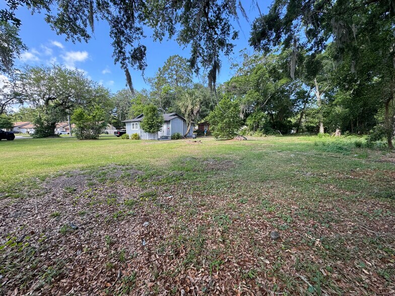More Photos Of 2763 Community Rd, Jacksonville Office For Lease