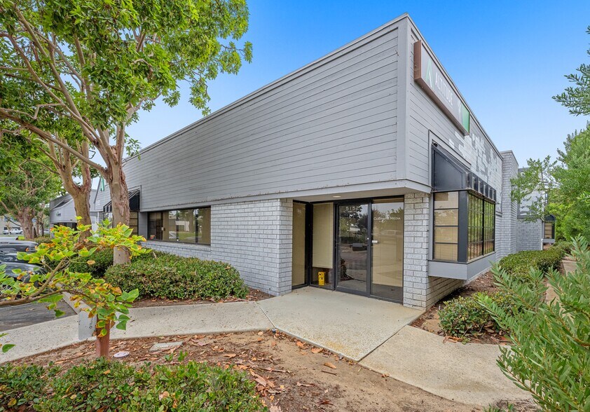 More Photos Of 5152 Avenida Encinas, Carlsbad Office For Sale